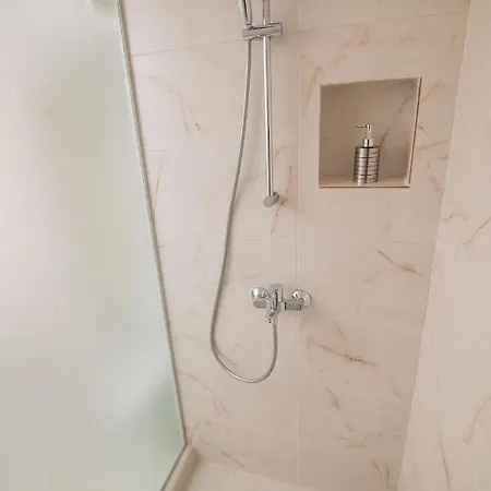 Sofi's House Apartman